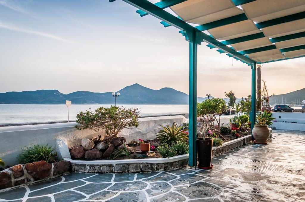 Seaside Apartments Adamantas  Exterior photo